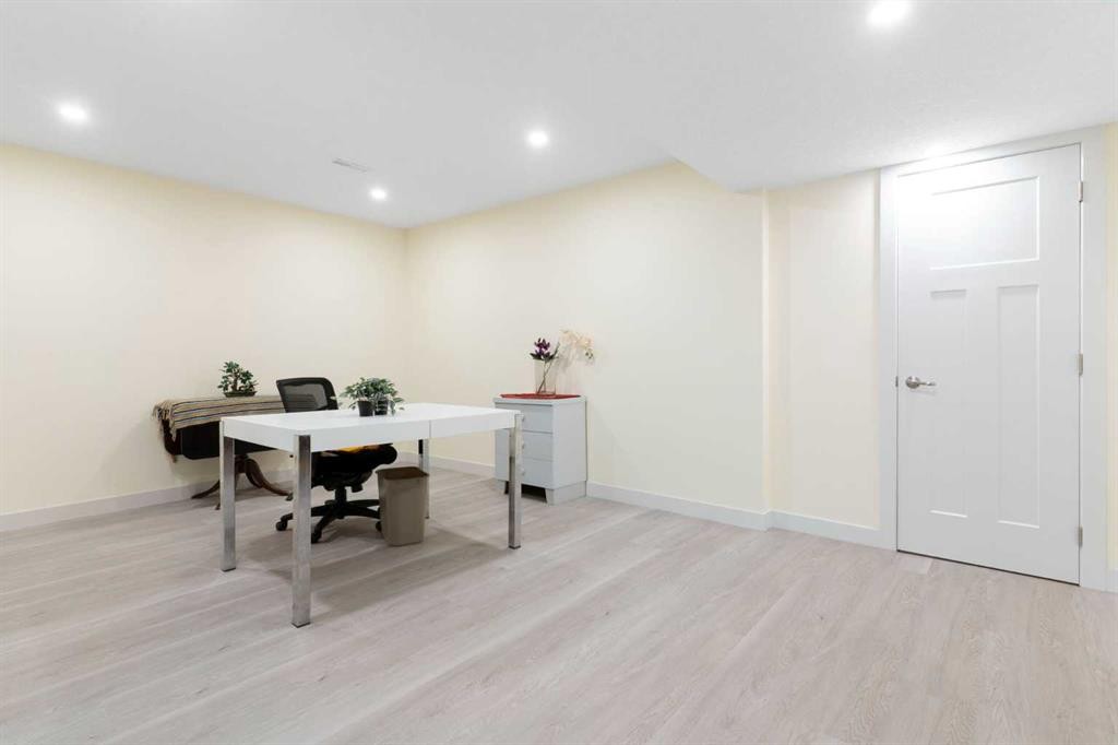 167 Fireside Drive, Cochrane, AB - Indoor Photo Showing Office