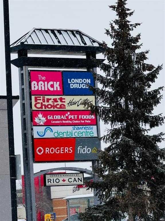 302-3 Somervale View Sw, Calgary, AB - Outdoor