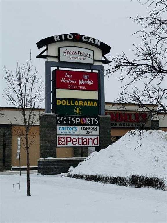 302-3 Somervale View Sw, Calgary, AB - Outdoor