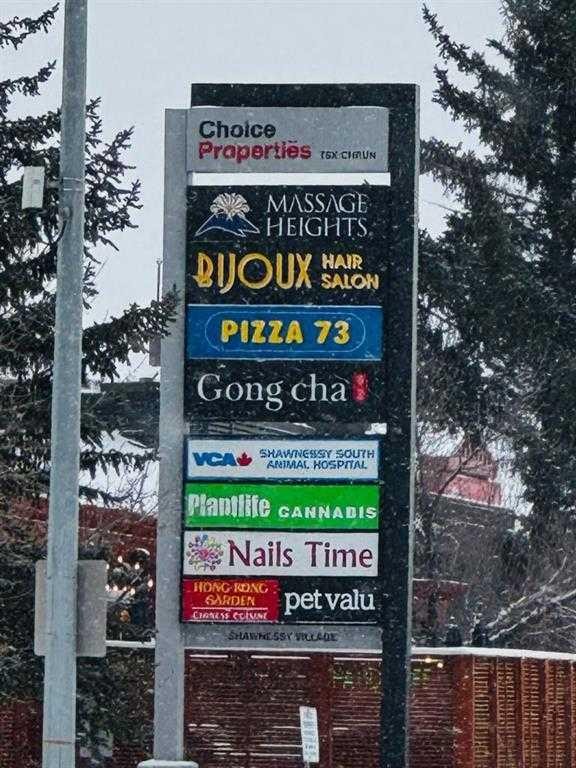 302-3 Somervale View Sw, Calgary, AB - Outdoor