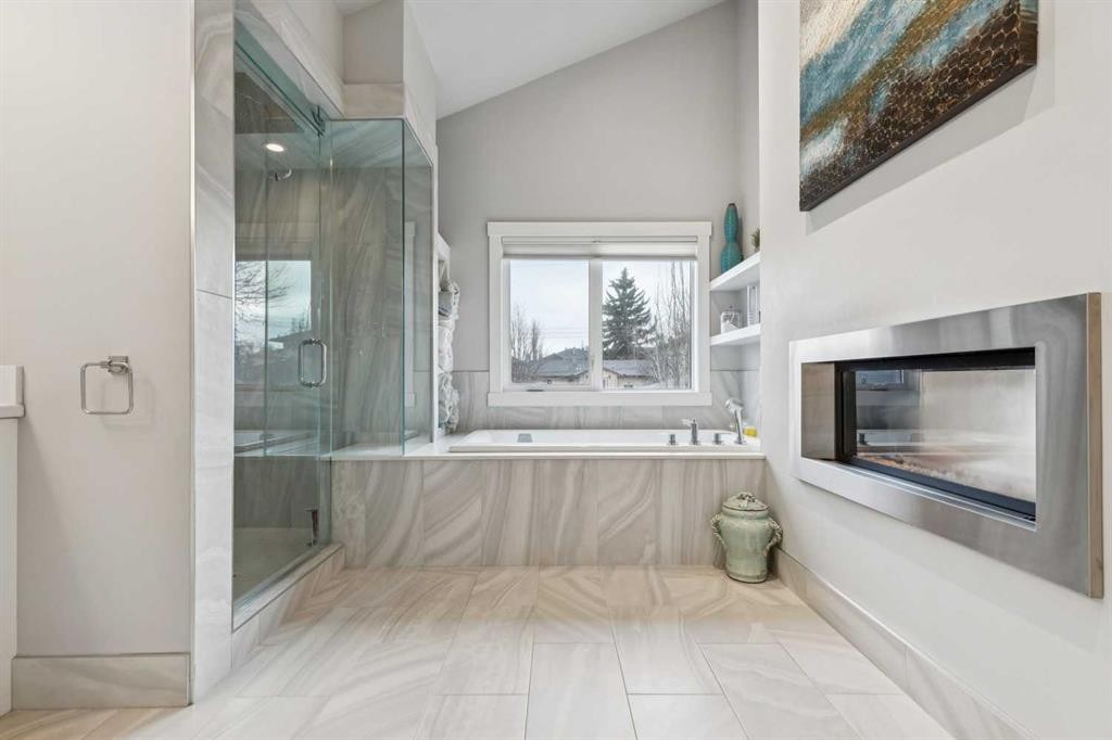 419 47 Avenue Sw, Calgary, AB - Indoor