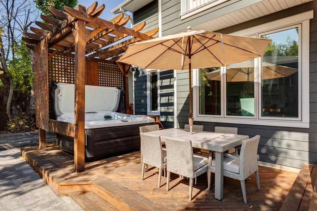 419 47 Avenue Sw, Calgary, AB - Outdoor With Deck Patio Veranda