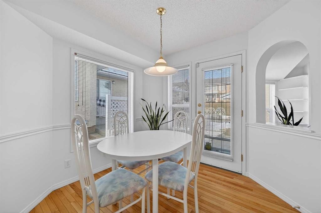 12 Sierra Morena Way Sw, Calgary, AB