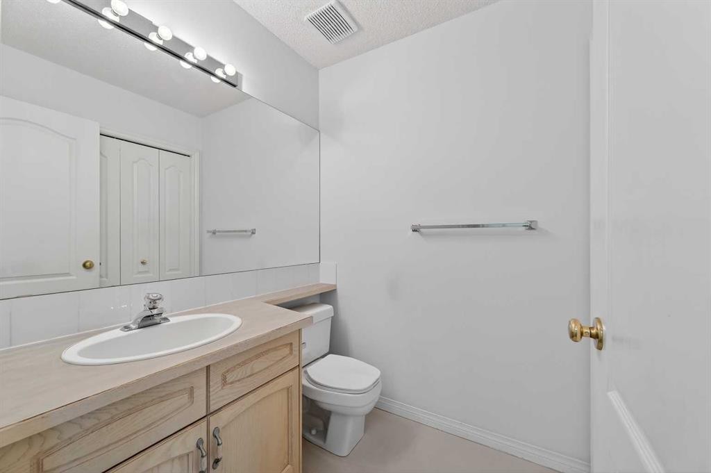 12 Sierra Morena Way Sw, Calgary, AB