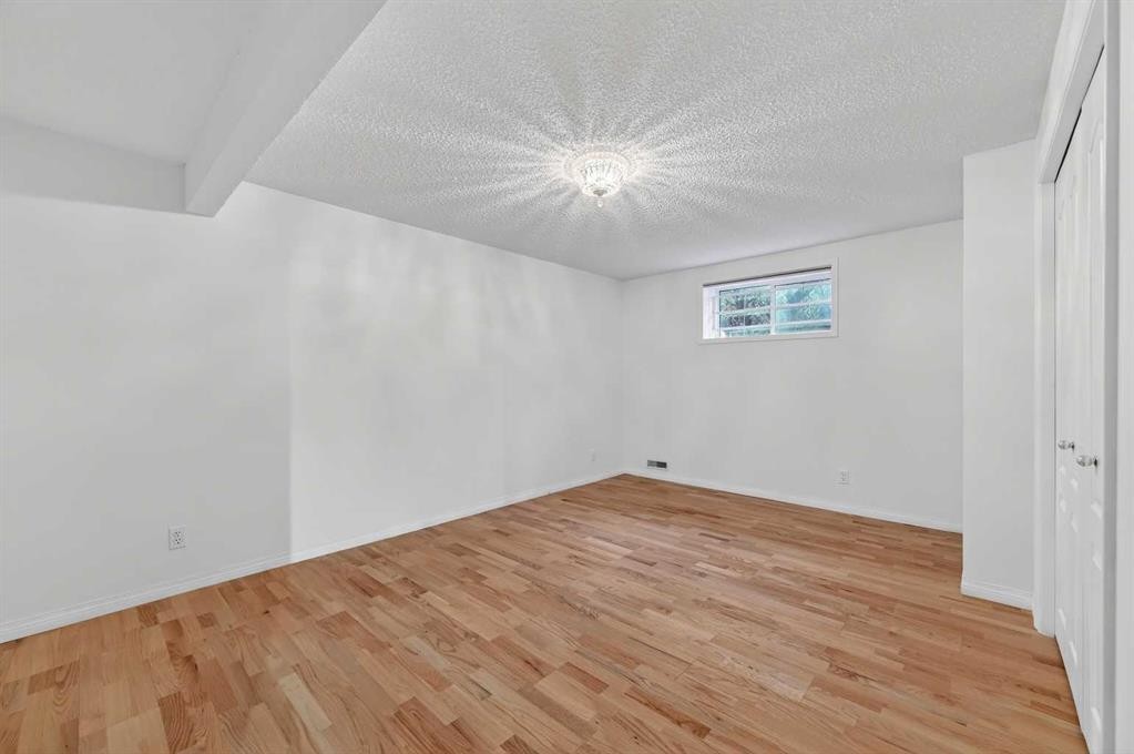 12 Sierra Morena Way Sw, Calgary, AB