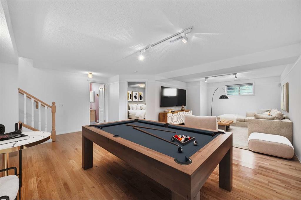 12 Sierra Morena Way Sw, Calgary, AB