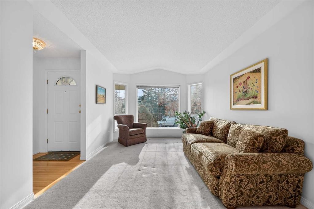 12 Sierra Morena Way Sw, Calgary, AB