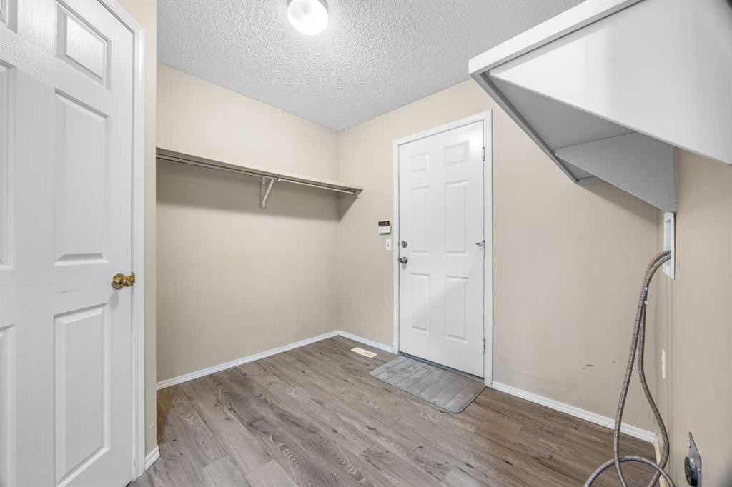 635 Panorama Hills Drive Nw, Calgary, AB - Indoor Photo Showing Other Room