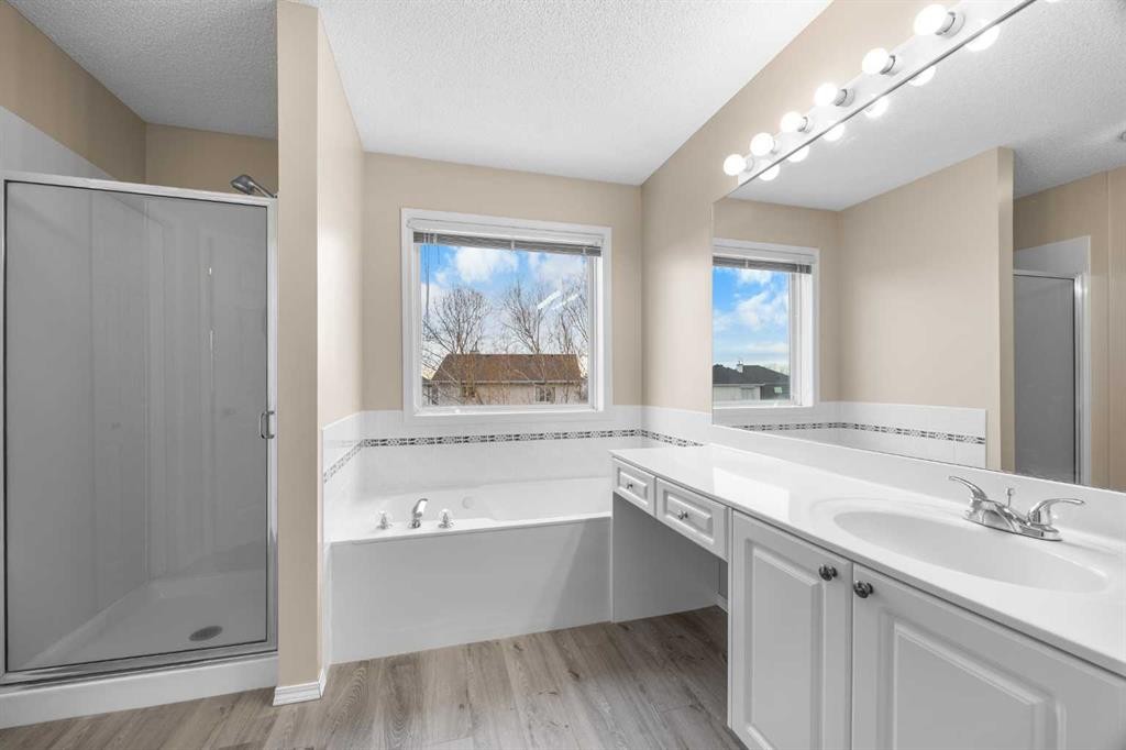 635 Panorama Hills Drive Nw, Calgary, AB - Indoor Photo Showing Bathroom