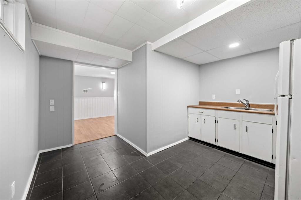 4520 Greenview Drive Ne, Calgary, AB - Indoor