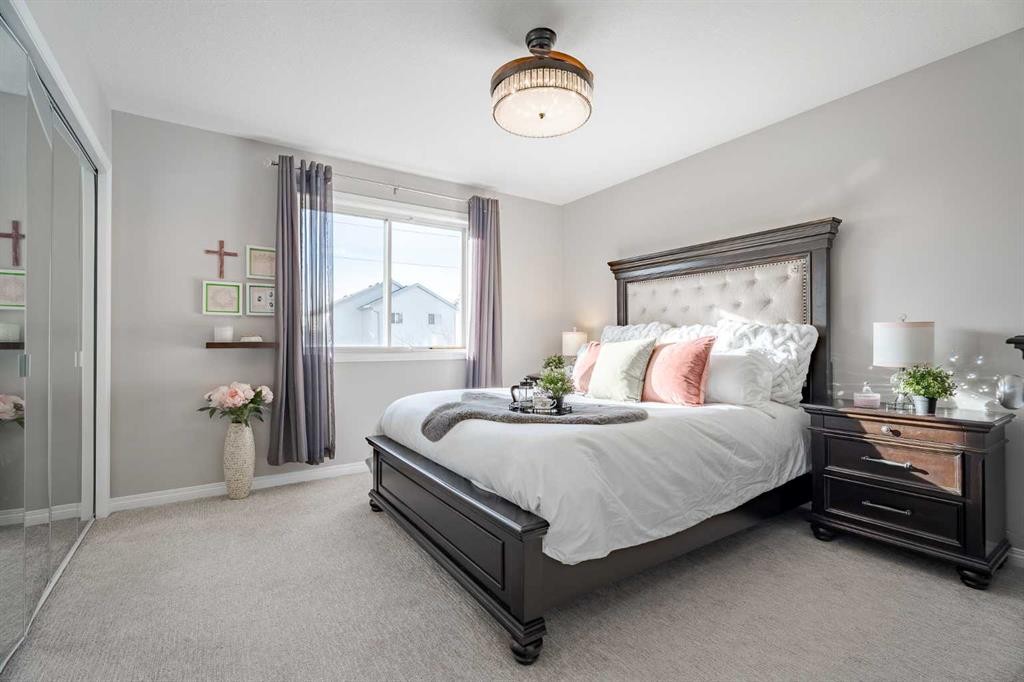 41 Covebrook Close Ne, Calgary, AB - Indoor Photo Showing Bedroom