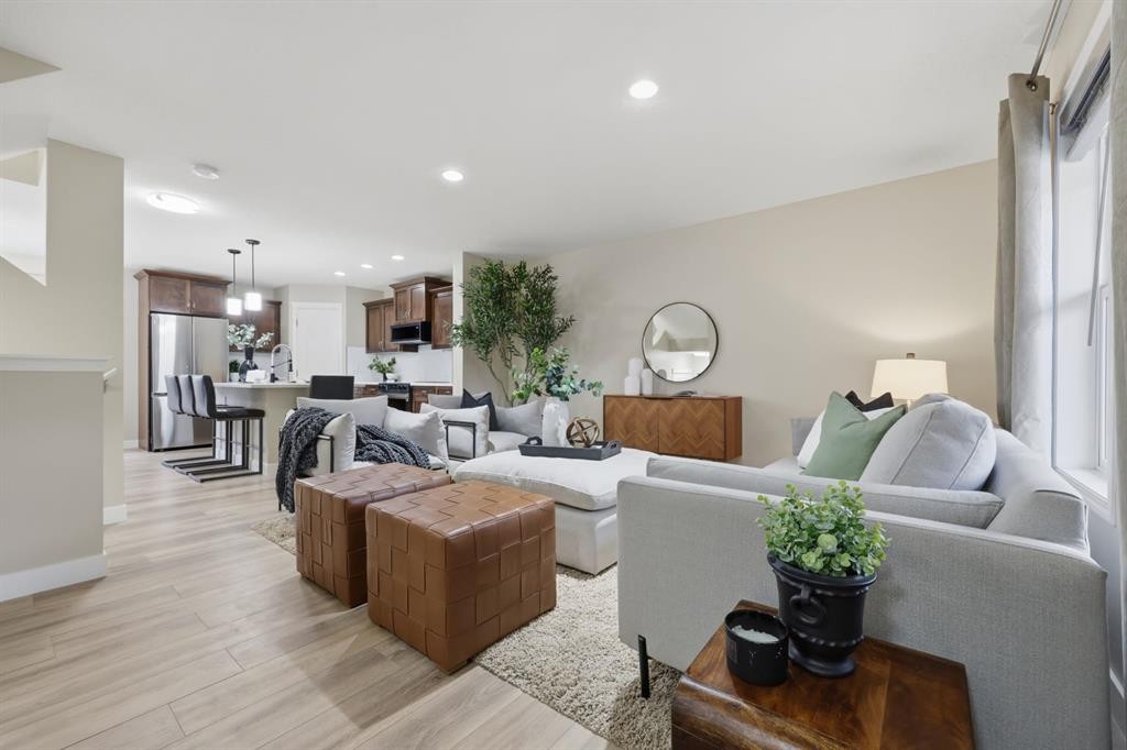 117 Panatella Park Nw, Calgary, AB - Indoor Photo Showing Living Room
