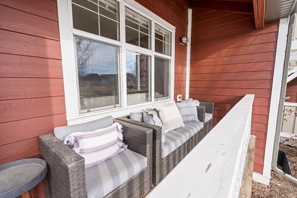 121 Marine Drive Se, Calgary, AB - Outdoor With Exterior
