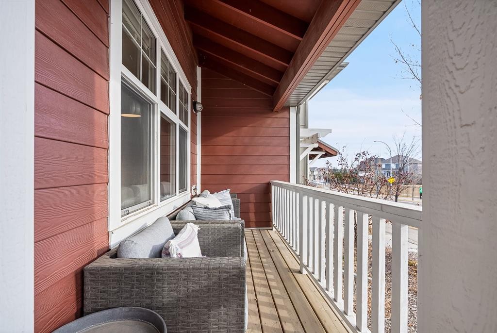 121 Marine Drive Se, Calgary, AB - Outdoor With Exterior