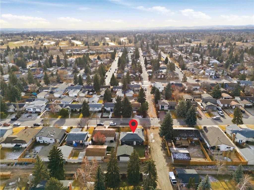 11039 Brae Road Sw, Calgary, AB - Outdoor With View
