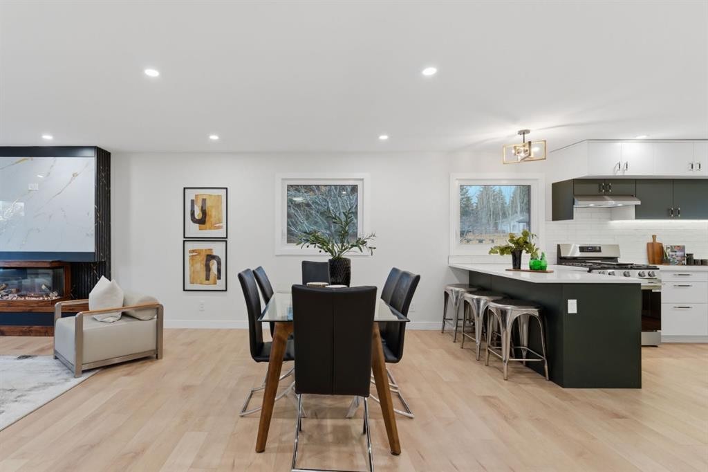 11039 Brae Road Sw, Calgary, AB - Indoor Photo Showing Other Room