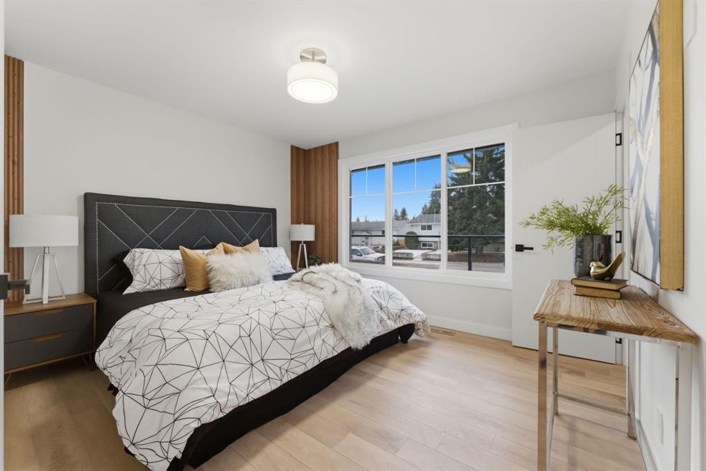 11039 Brae Road Sw, Calgary, AB - Indoor Photo Showing Bedroom