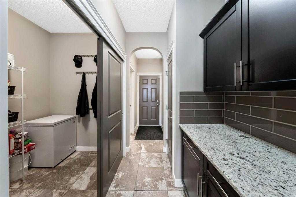 285 Evanspark Gardens Nw, Calgary, AB - Indoor