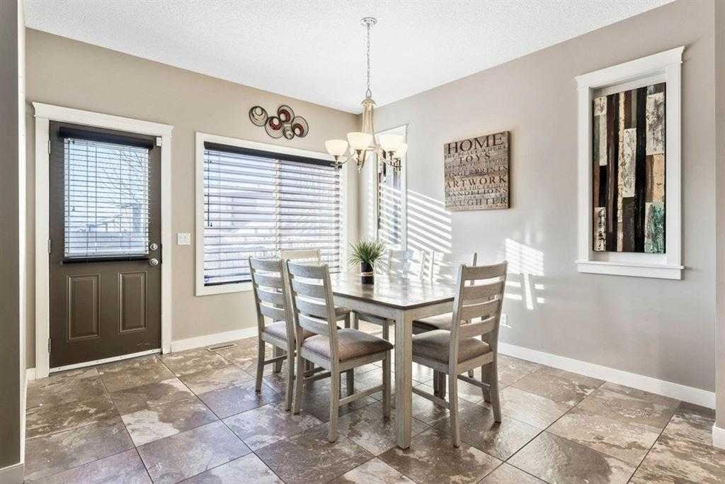 285 Evanspark Gardens Nw, Calgary, AB - Indoor Photo Showing Dining Room