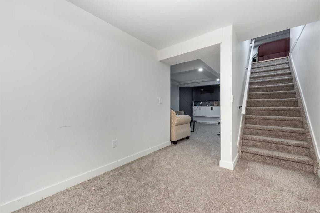 133 Woodbrook Road Sw, Calgary, AB - Indoor Photo Showing Other Room