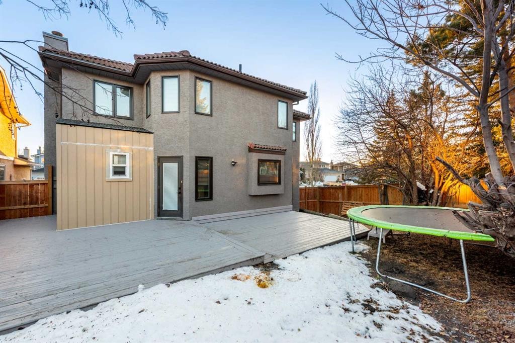 133 Woodbrook Road Sw, Calgary, AB - Outdoor