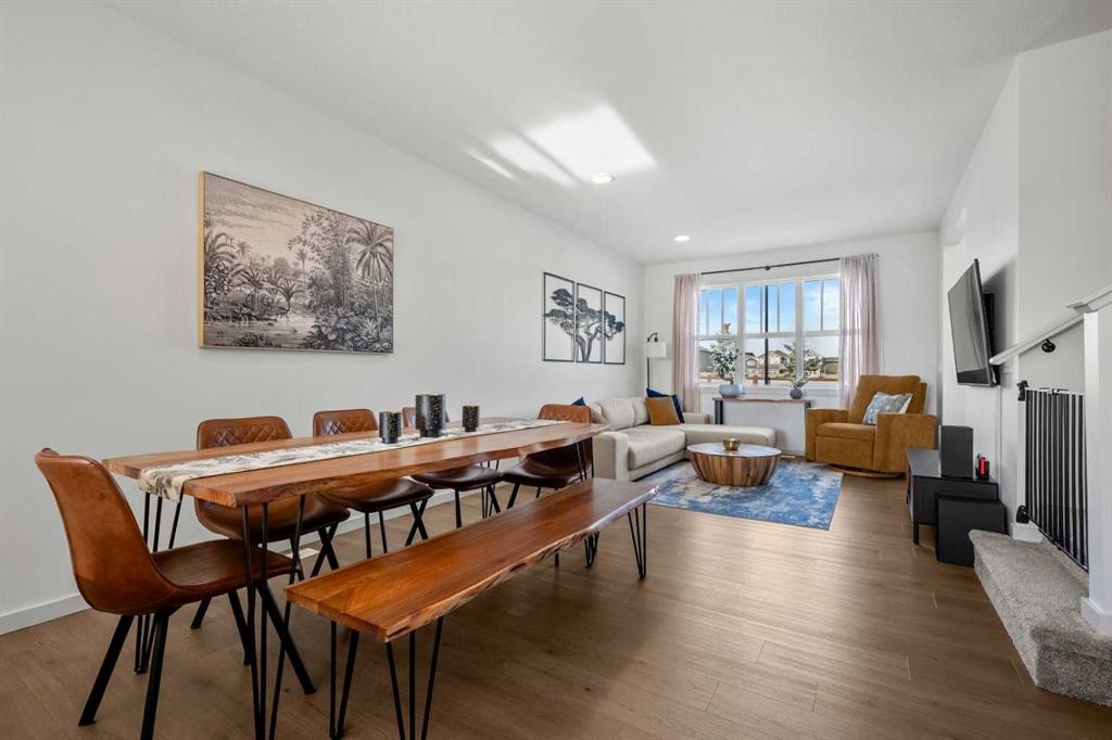 161 Lavender Manor Se, Calgary, AB - Indoor Photo Showing Dining Room