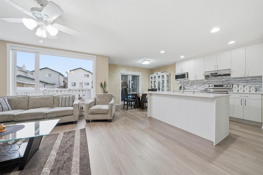 131 San Fernando Crescent Ne, Calgary, AB - Indoor