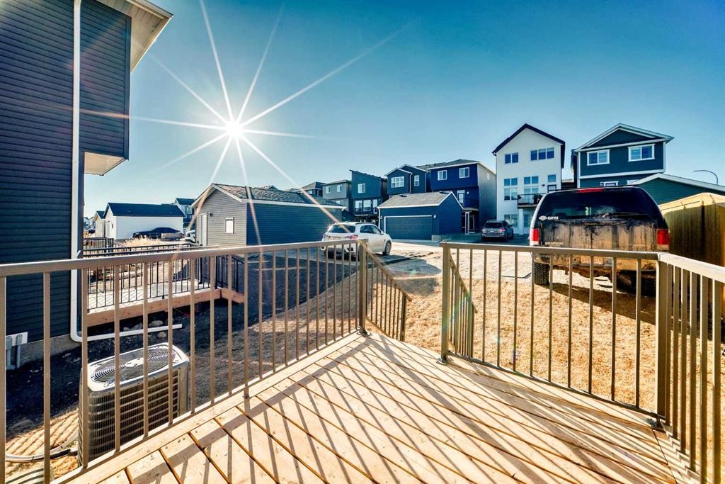 535 Tekarra Drive Nw, Calgary, AB - Outdoor