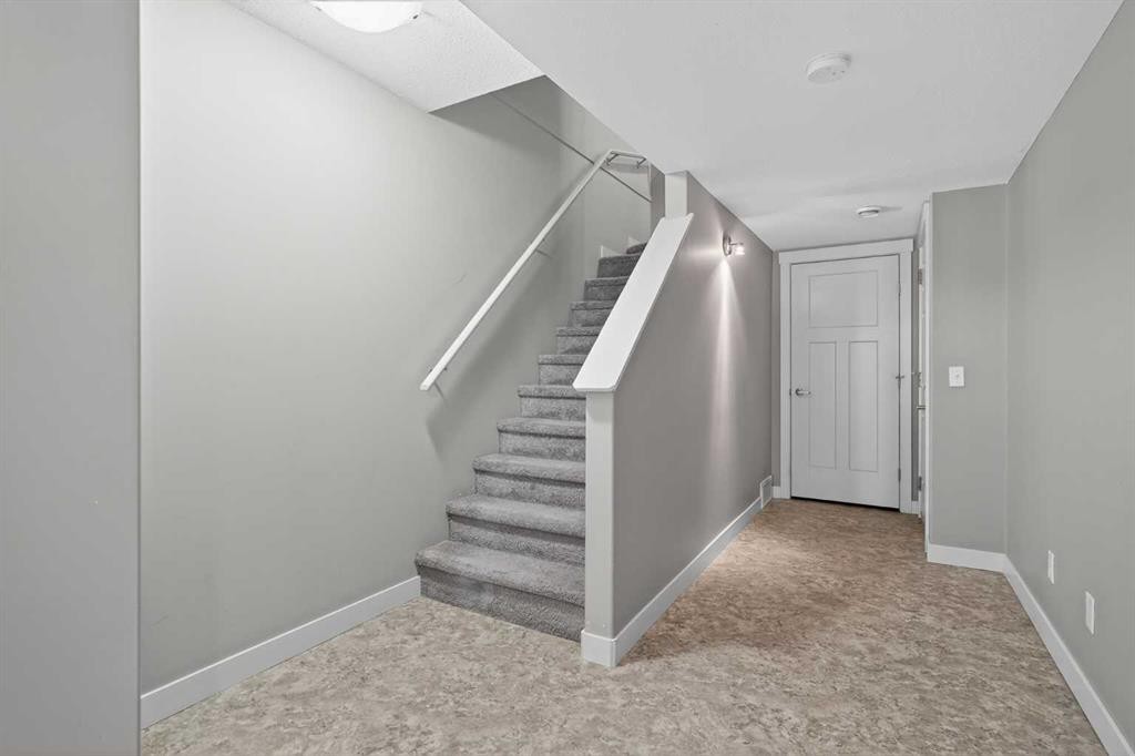 307 Skyview Ranch Grove Ne, Calgary, AB - Indoor Photo Showing Other Room