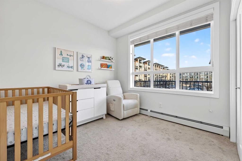 218-30 Walgrove Walk Se, Calgary, AB - Indoor Photo Showing Bedroom