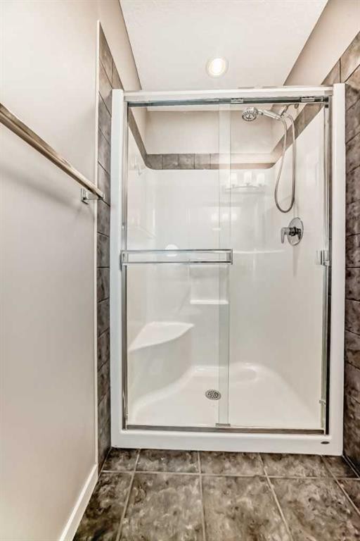 238 Panatella Nw, Calgary, AB - Indoor Photo Showing Bathroom