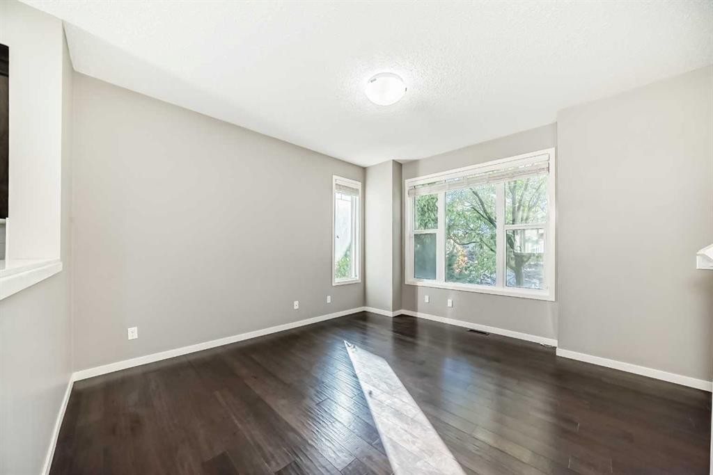 238 Panatella Nw, Calgary, AB - Indoor Photo Showing Other Room