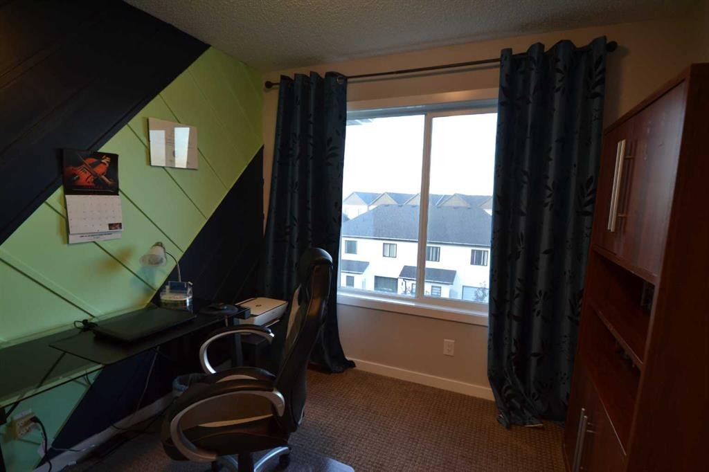 613 Hillcrest Road Sw, Airdrie, AB - Indoor