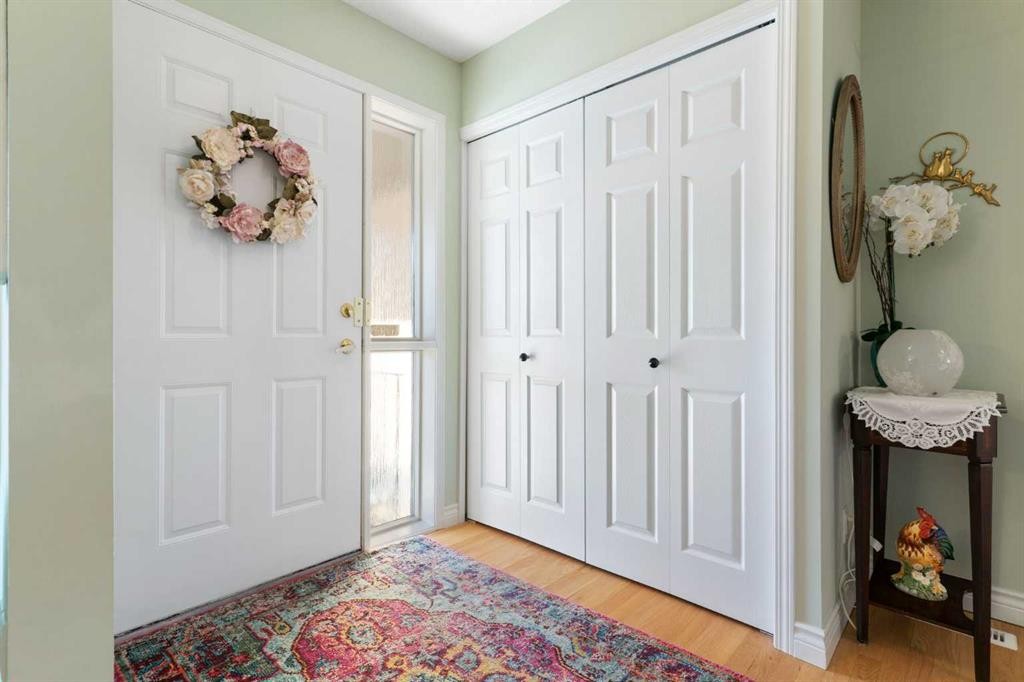 34-118 Strathcona Road, Calgary, AB - Indoor Photo Showing Other Room