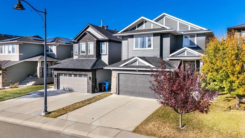 76 Evanspark Circle Nw, Calgary, AB - Outdoor With Facade