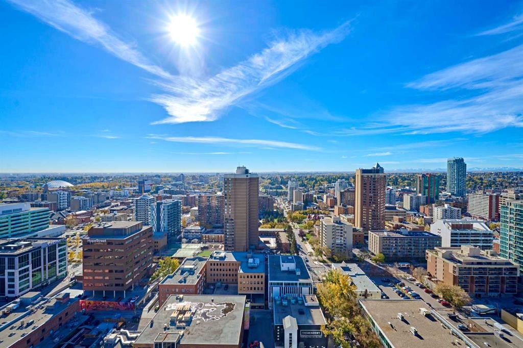 2408-1010 6 Street Sw, Calgary, AB - Outdoor With View
