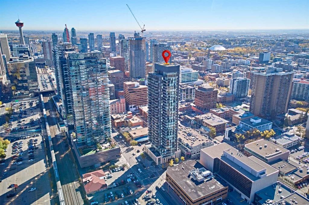 2408-1010 6 Street Sw, Calgary, AB - Outdoor With View