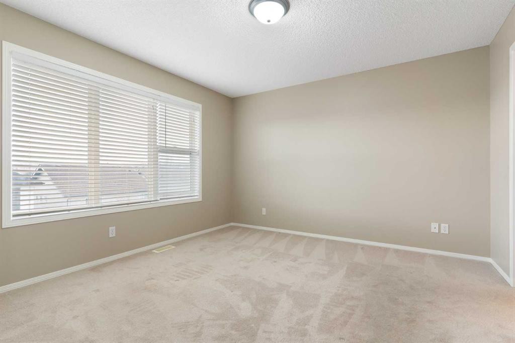 129 Evansbrooke Way Nw, Calgary, AB - Indoor Photo Showing Other Room