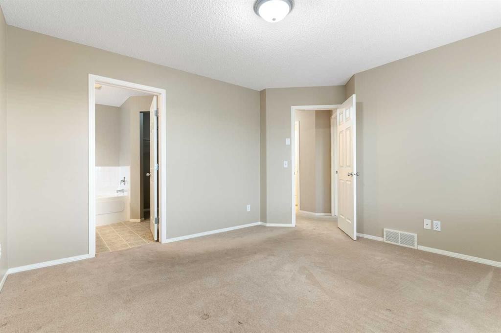 129 Evansbrooke Way Nw, Calgary, AB - Indoor Photo Showing Other Room