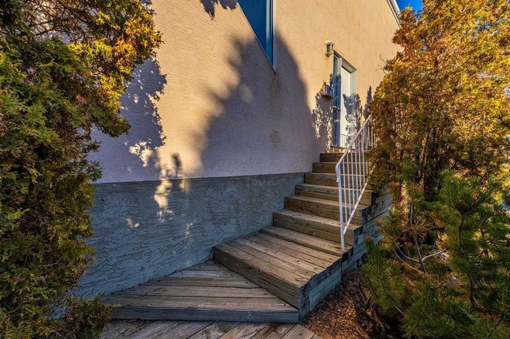 5503 Strathcona Hill Sw, Calgary, AB - Outdoor With View