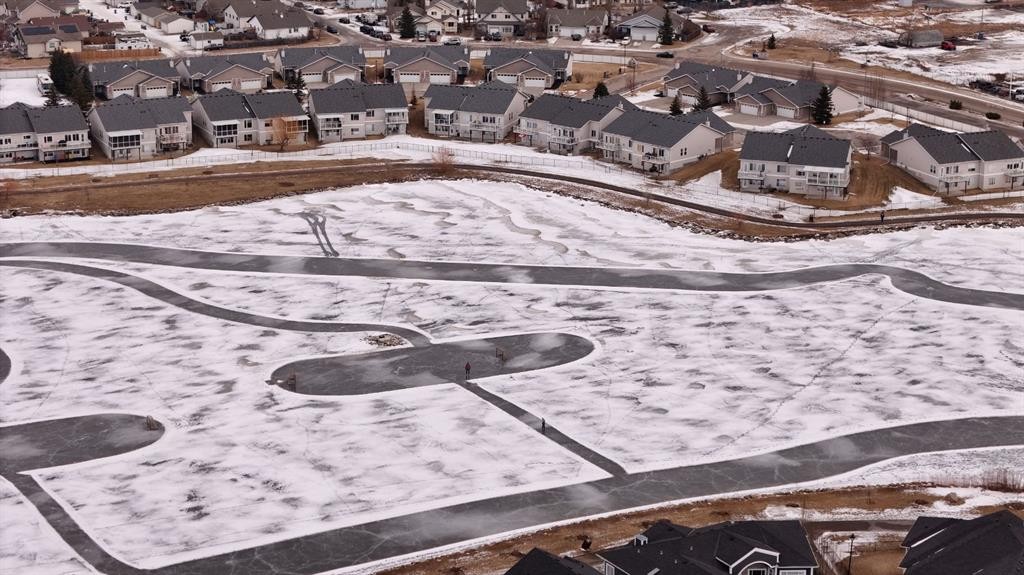 1222 Westmount Drive, Strathmore, AB - Outdoor With View