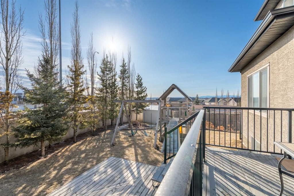 113 Aspen Stone Place Sw, Calgary, AB - Outdoor