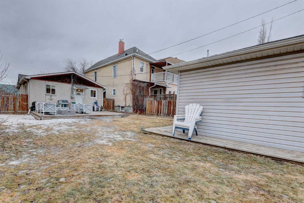 2526 16 Street Se, Calgary, AB - Outdoor With Deck Patio Veranda With Exterior