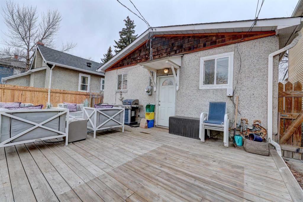 2526 16 Street Se, Calgary, AB - Outdoor With Deck Patio Veranda With Exterior