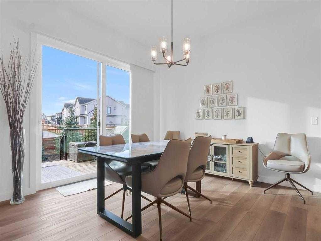 110 Sunstone Way, Balzac, AB - Indoor Photo Showing Dining Room