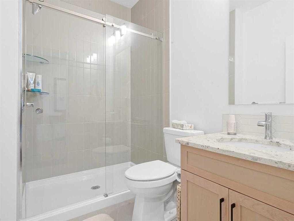 110 Sunstone Way, Balzac, AB - Indoor Photo Showing Bathroom