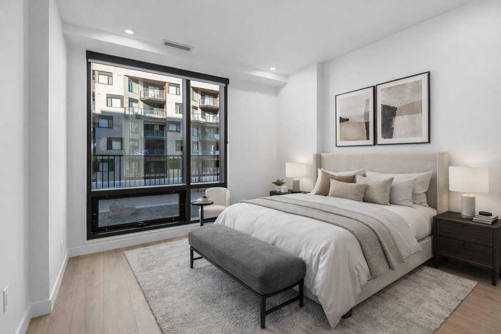 306-8375 Broadcast Avenue, Calgary, AB - Indoor Photo Showing Bedroom