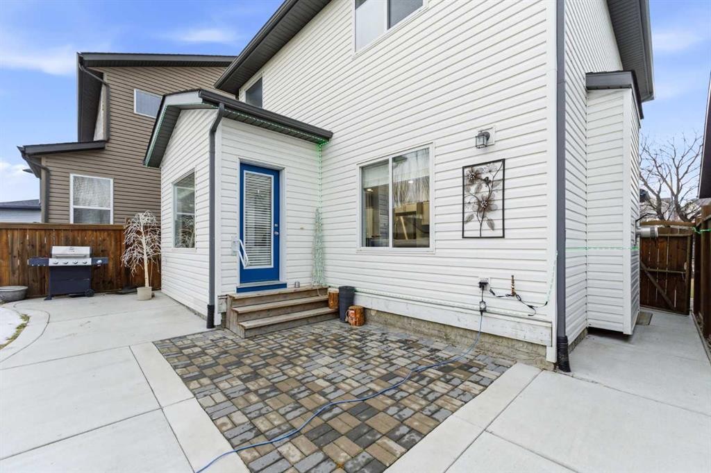 46 Autumn Circle Se, Calgary, AB - Outdoor With Exterior