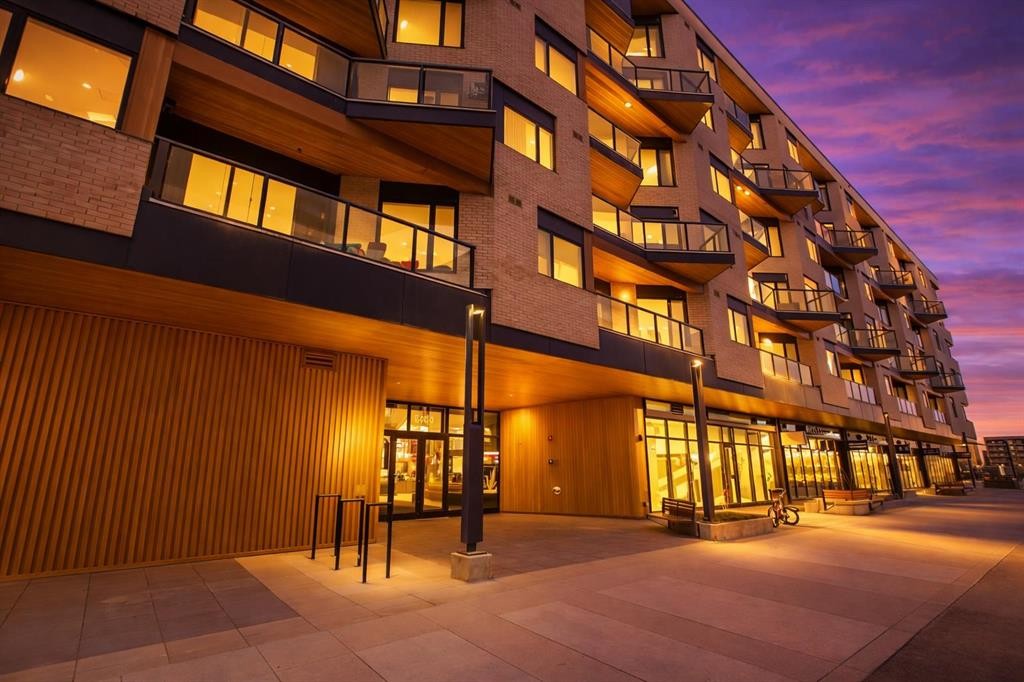 612-8230 Broadcast Avenue, Calgary, AB - Outdoor