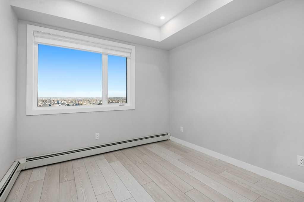 612-8230 Broadcast Avenue, Calgary, AB - Indoor Photo Showing Other Room